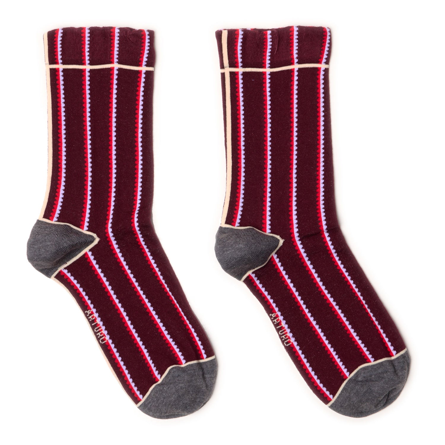 Calzini a righe smerlate verticali bordeaux da donna di Arturo Stories. 