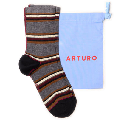 Calzini a righe orizzontali grigi "Rigoroso" da donna di Arturo Stories.