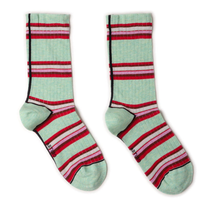 Calzini a righe orizzontali verde menta "Rigoroso" da donna di Arturo Stories. Con righe multicolor, punta e tallone menta, profilo nero.