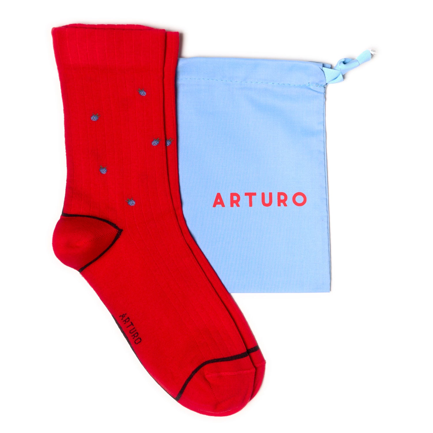 Calzini a costine rossi da donna di Arturo Stories. Con fantasia a fragole celesti ricamate.