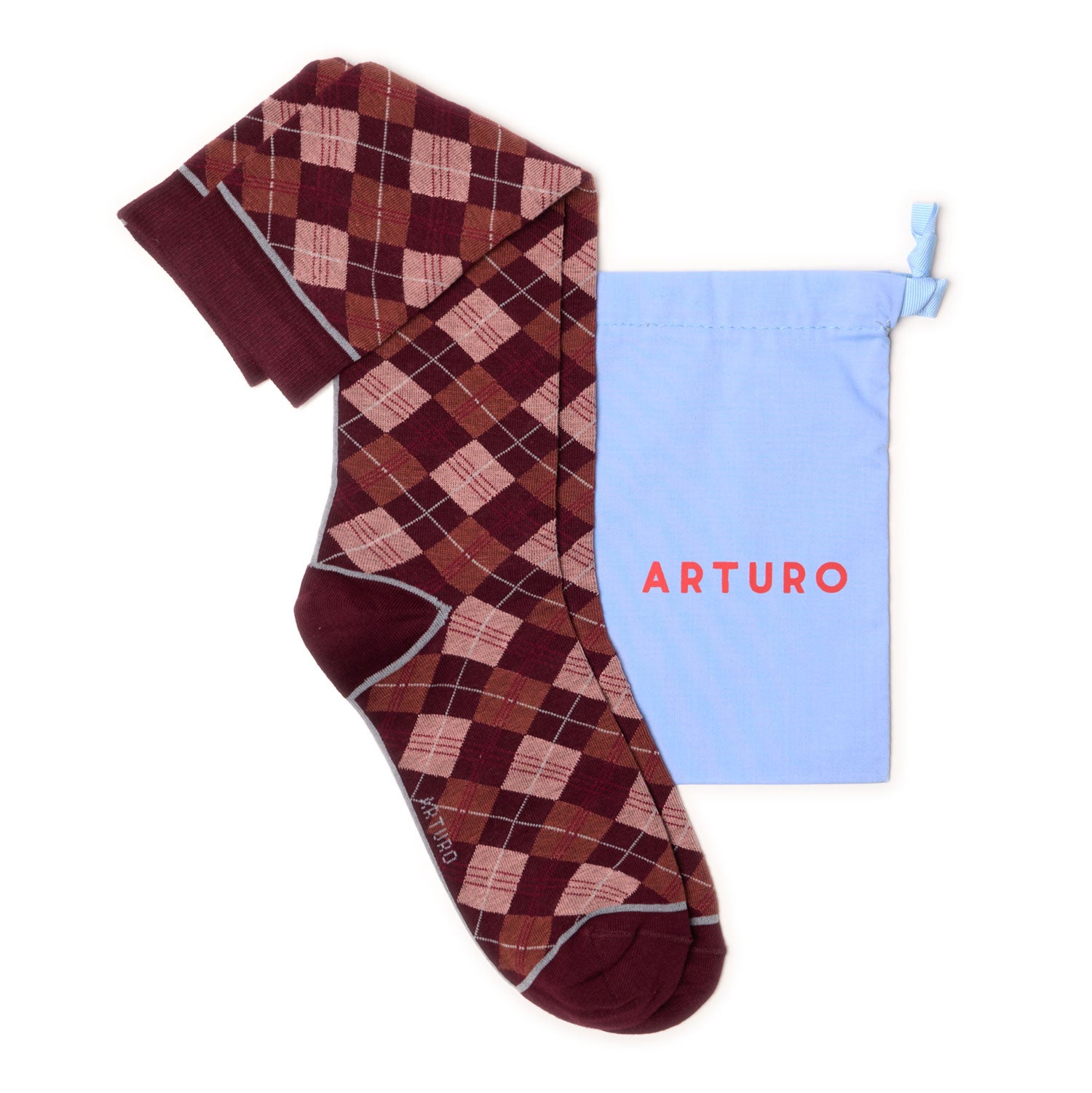 Calzini scozzesi "Argyle" bordeaux lunghi da donna di Arturo Stories. Con rombi marroni e rosa, profilo celeste.
