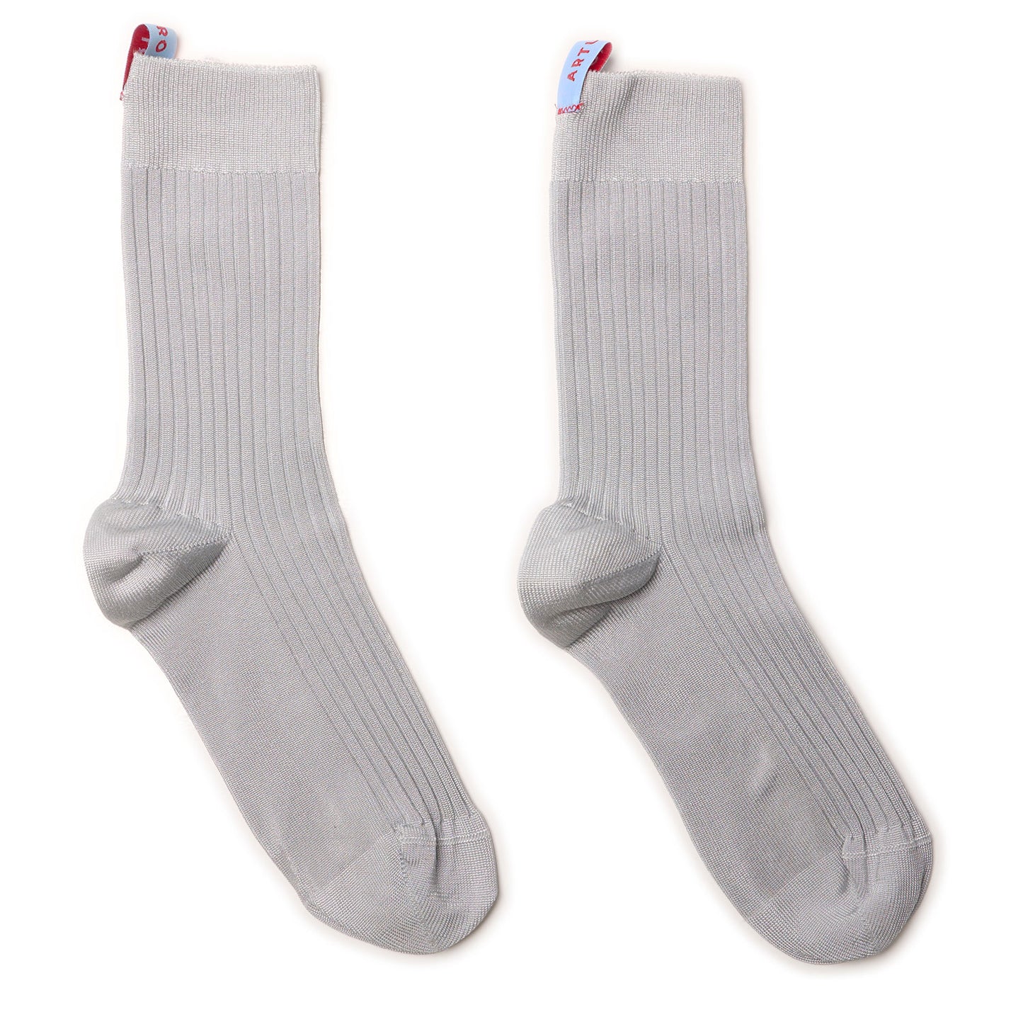 Calzini a costine da donna grigio perla di Arturo Stories.