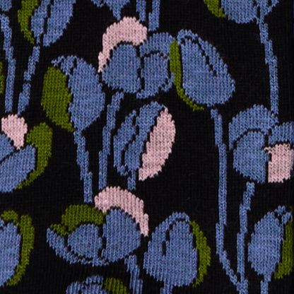 Dettaglio dei calzini con tulipani color nero da donna di Arturo Stories.