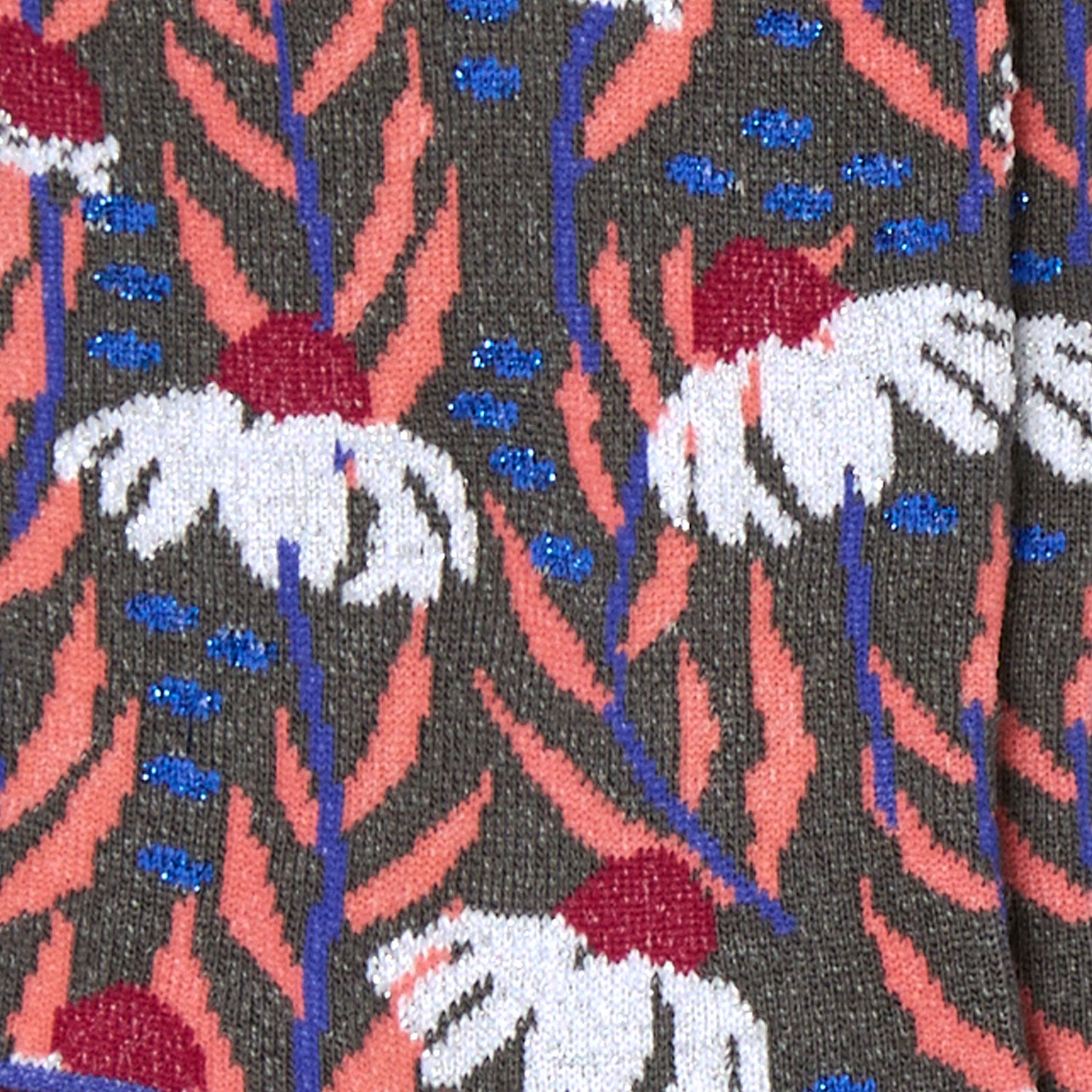 Dettaglio dei calzini con margherite antracite lurex da donna di Arturo Stories.